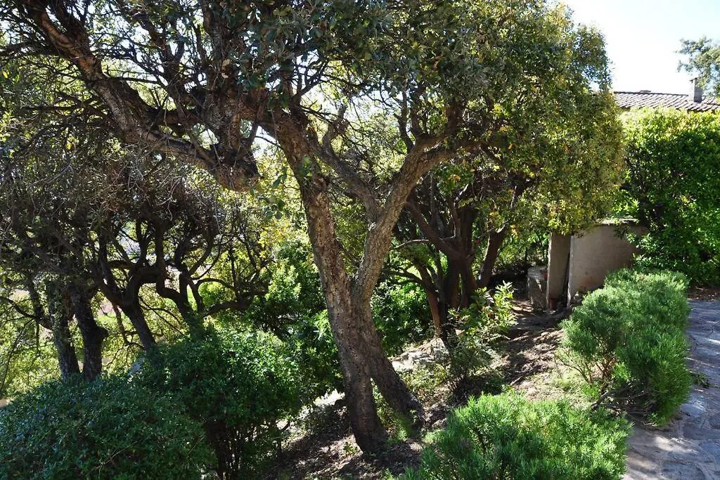 קבלייר-סור-מר Villa Abeille : Douces Vacances D'Ete Avec Vue Mer 0*,  צרפת