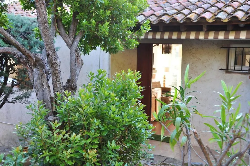 Villa Abeille : Douces Vacances D'Ete Avec Vue Mer Cavalaire-sur-Mer